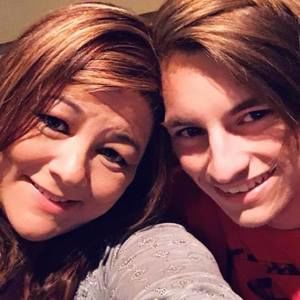 Meet your Posher, Cameron